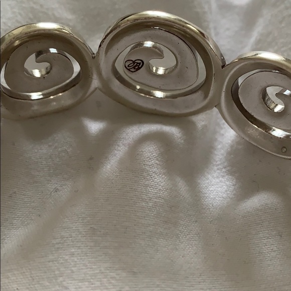 BRIGHTON VERTIGO HINGED BRACELET - Picture 4 of 8